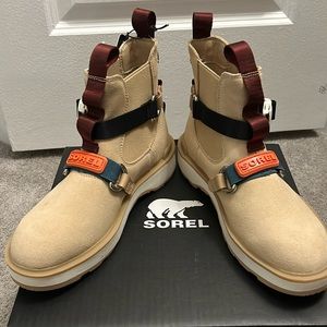 Sorel hi line EQ Chelsea boot-size 7.5-new
